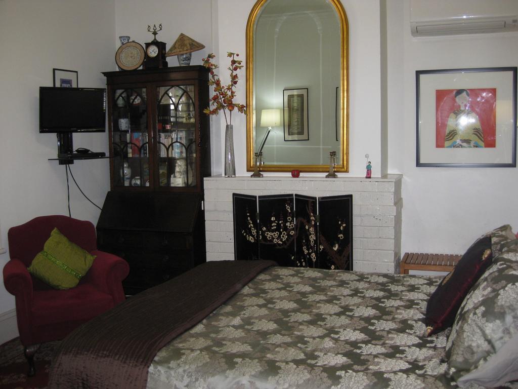 Three Chimneys Bed And Breakfast Boutique Guest House Albany Habitación foto